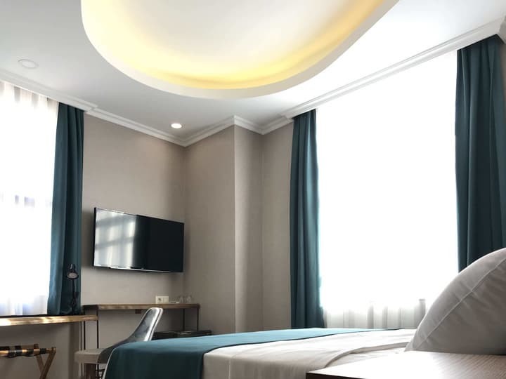 Galatahan Hotel