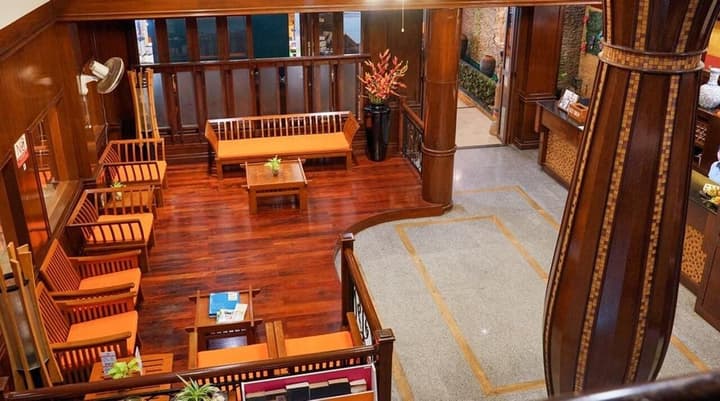 Rattana Beach Hotel