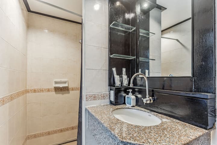 Rattana Beach Hotel