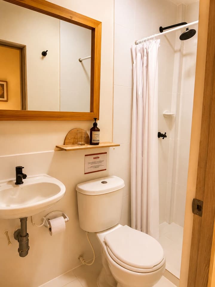 Ethnic Thematic Hotel