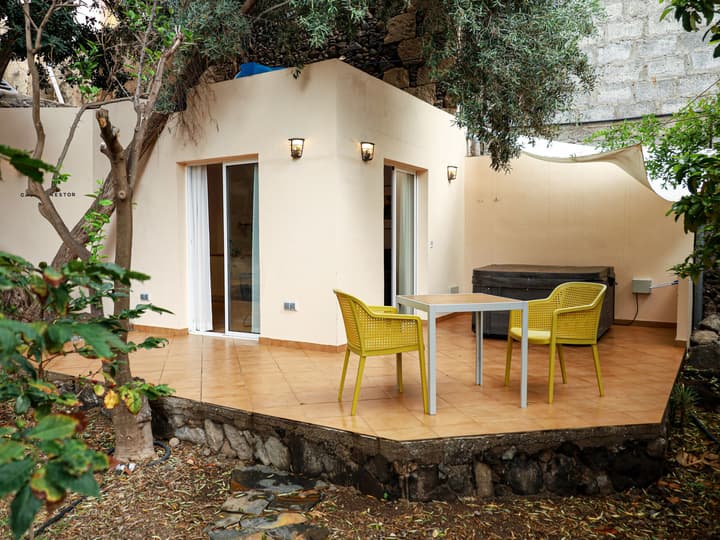 Villa Nestor