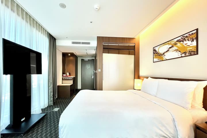 Ramada Encore by Wyndham Busan Station