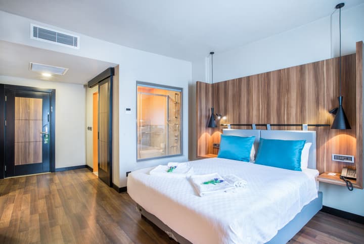 Signature Hotels & Spa