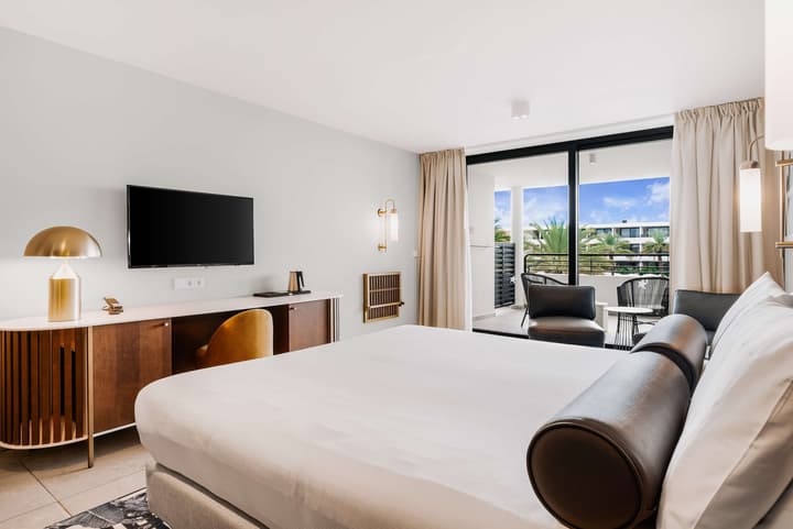 Mangrove Beach Corendon Curacao All-Inclusive Resort, Curio by Hilton