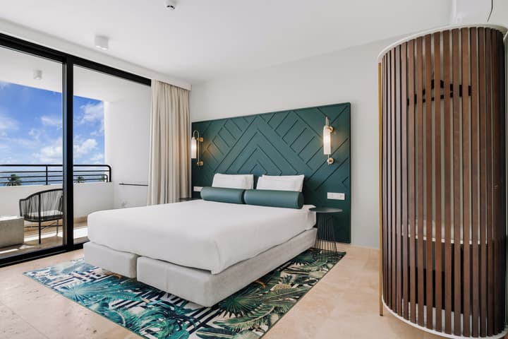 Mangrove Beach Corendon Curacao All-Inclusive Resort, Curio by Hilton
