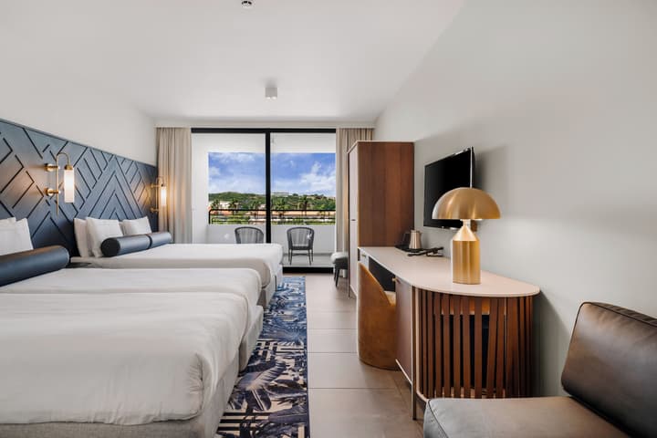 Mangrove Beach Corendon Curacao All-Inclusive Resort, Curio by Hilton