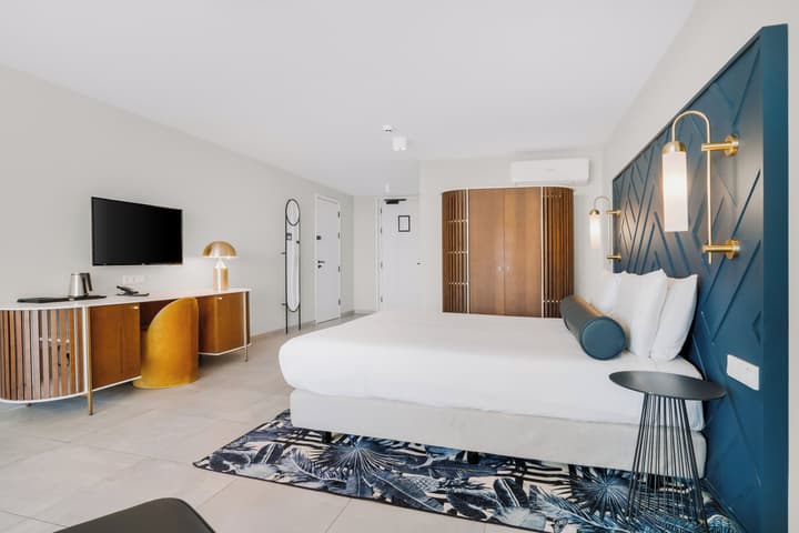 Mangrove Beach Corendon Curacao All-Inclusive Resort, Curio by Hilton