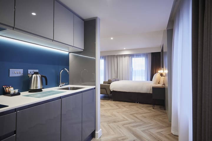 Roomzzz York City