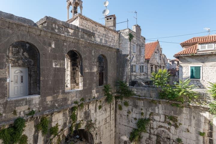 Aurum Templi Suites