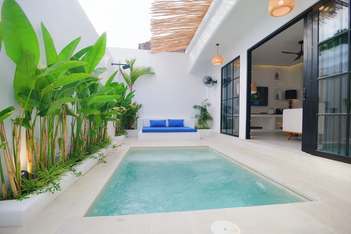 The KOHO Air Hotel