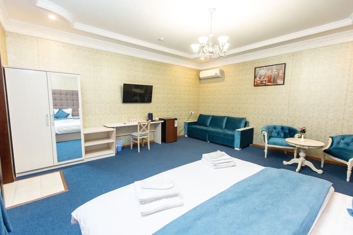 MIRZO Boutique Hotel