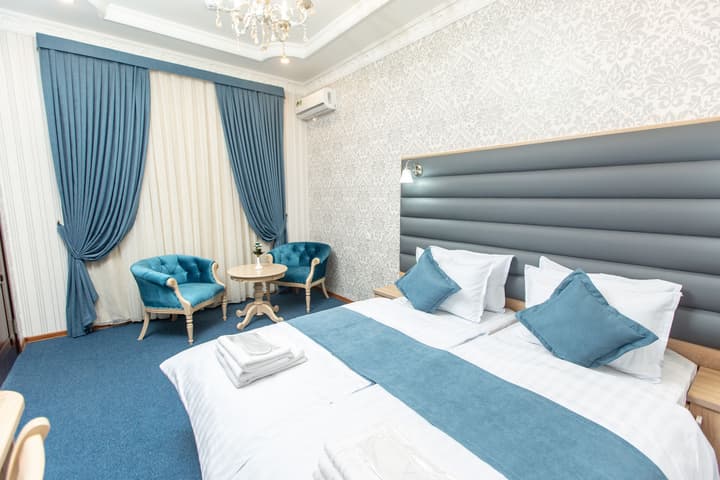 MIRZO Boutique Hotel