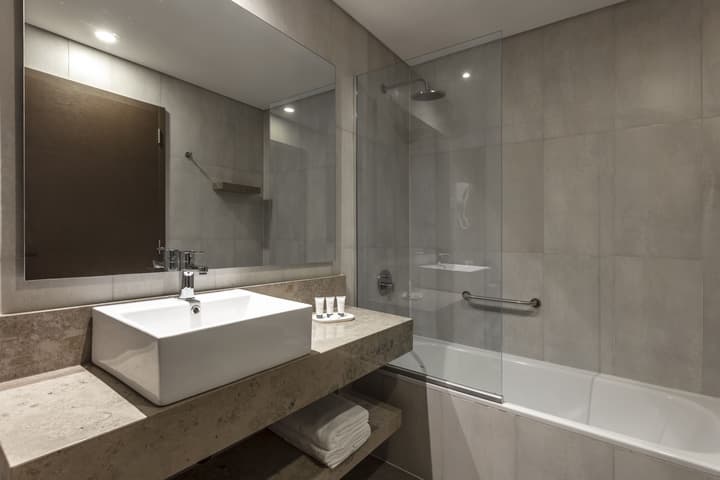 Huinid Obelisco Hotel