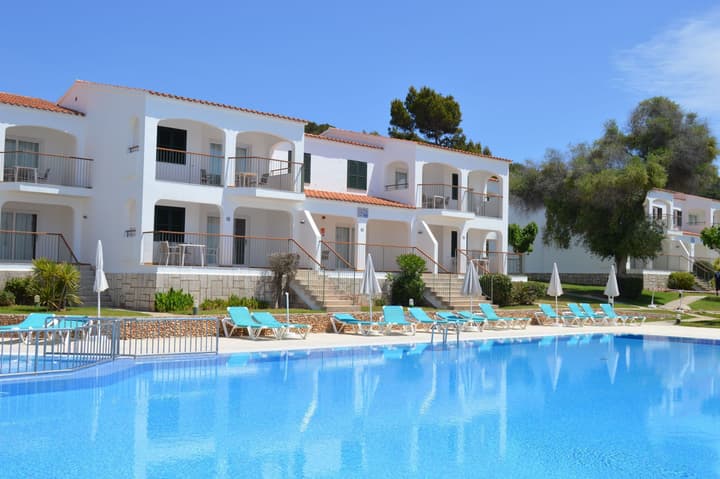 Apartamentos Seth Mestral y Llebeig