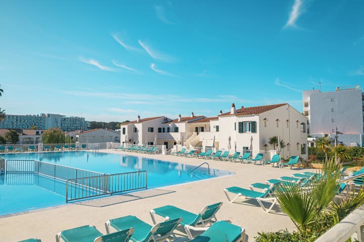 Apartamentos Seth Mestral y Llebeig