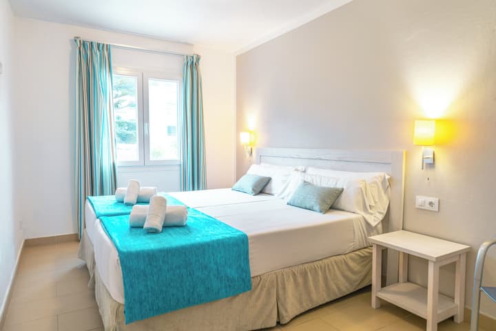 Apartamentos Seth Mestral y Llebeig