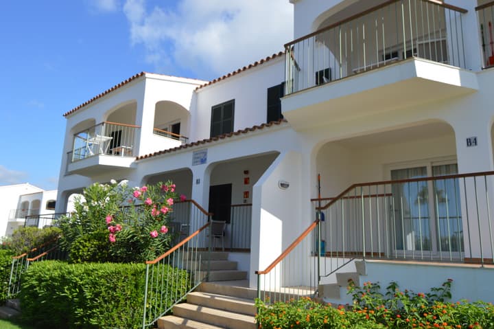 Apartamentos Seth Mestral y Llebeig