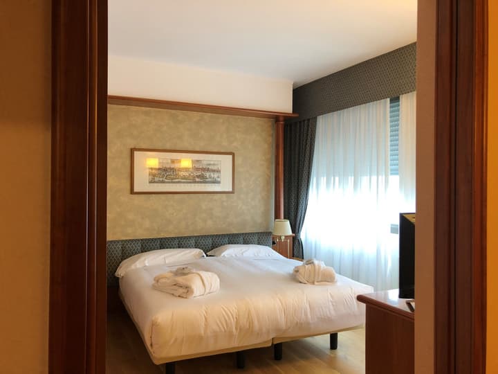 Crystal Hotel Varese