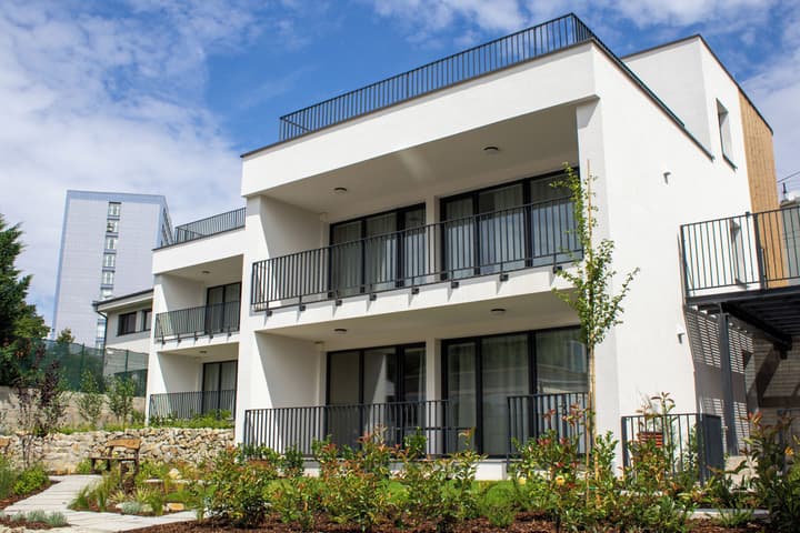 Hotel Gardinn - Parking and Quiet Garden