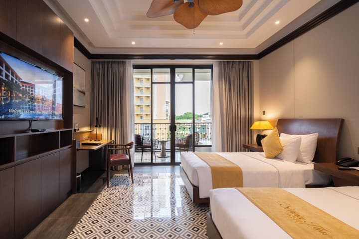 Senna Hue Hotel