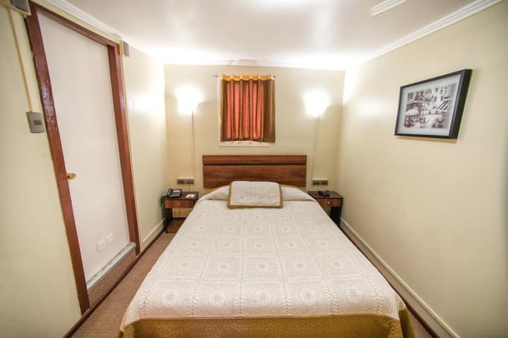 Hotel Sahara Inn