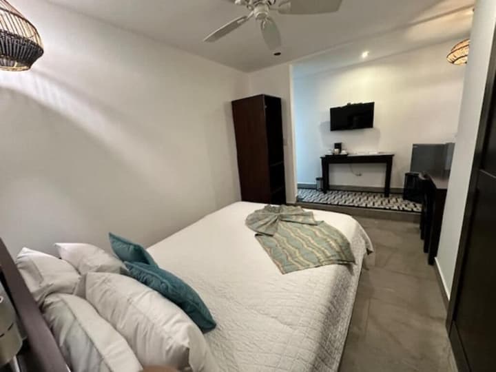 La Fortuna Lodge by Treebu Hotels
