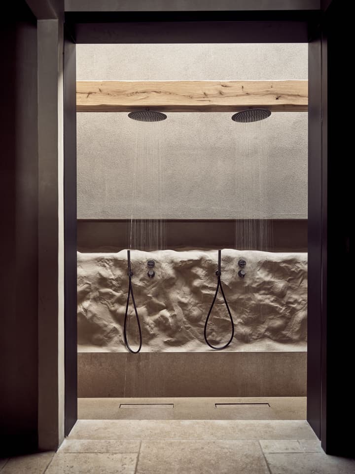 Acro Wellness Suites - Adults Only