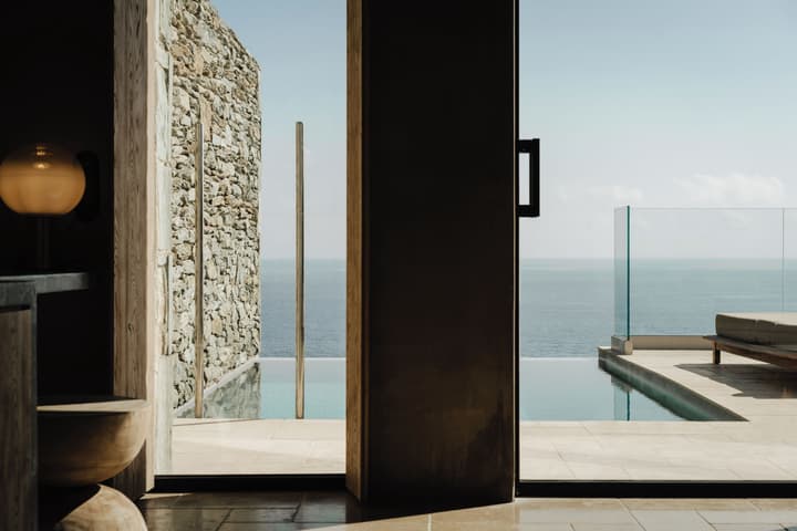 Acro Wellness Suites - Adults Only