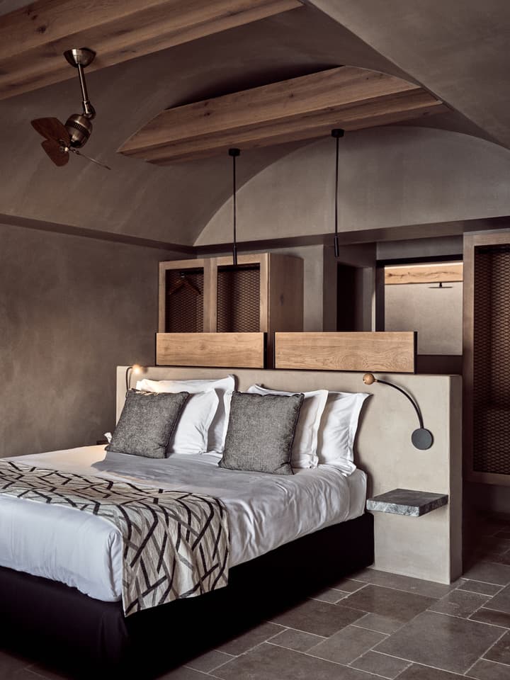Acro Wellness Suites - Adults Only