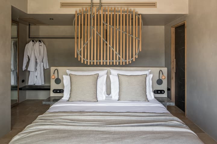 Acro Wellness Suites - Adults Only