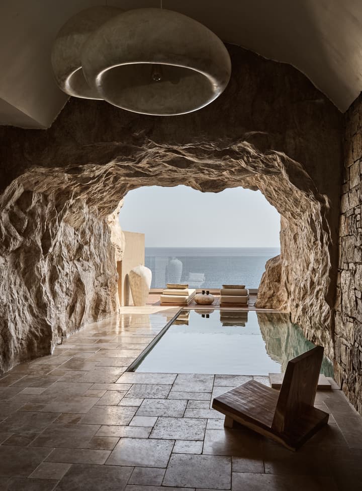 Acro Wellness Suites - Adults Only