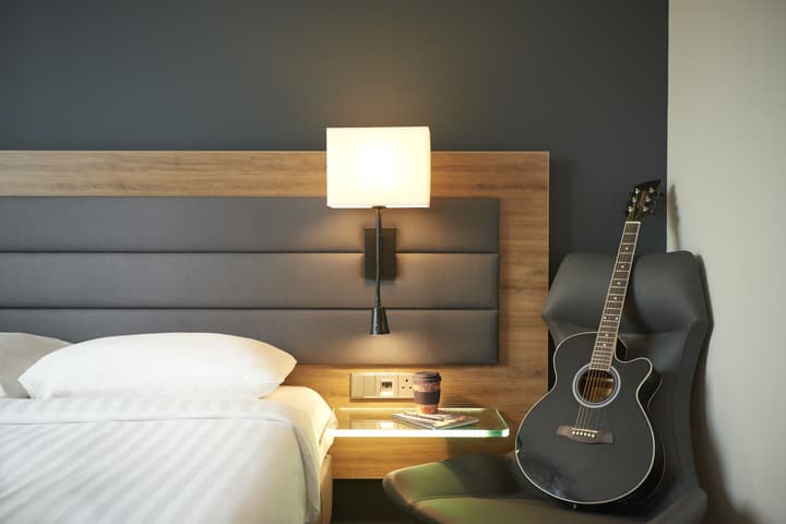 Moxy Southampton
