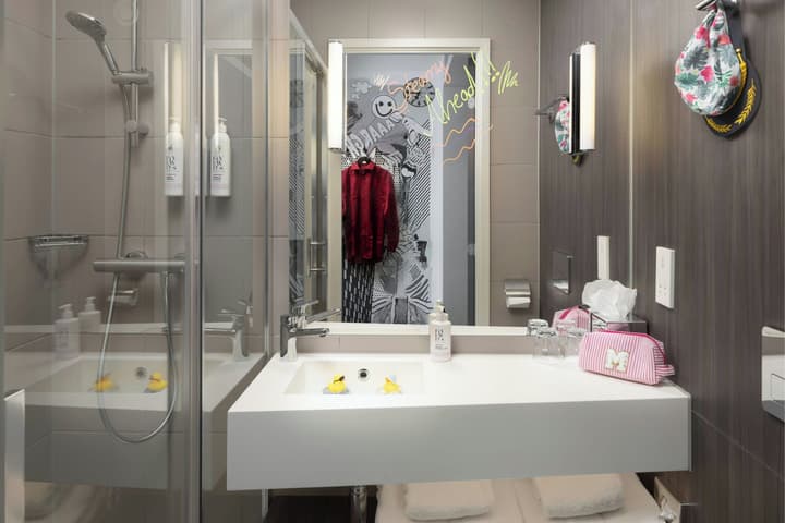 Moxy Southampton