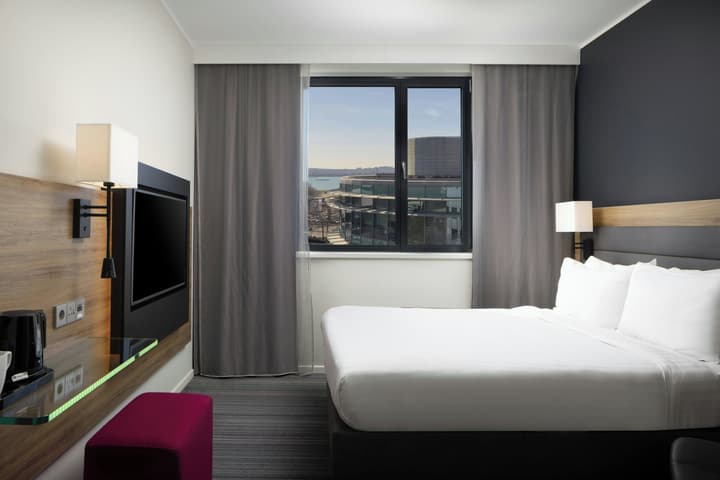 Moxy Southampton