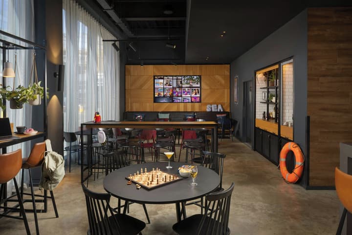 Moxy Southampton