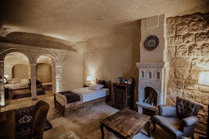 Kismet Cave Mansion
