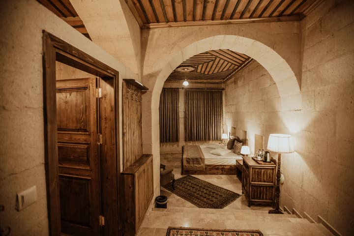 Kismet Cave Mansion