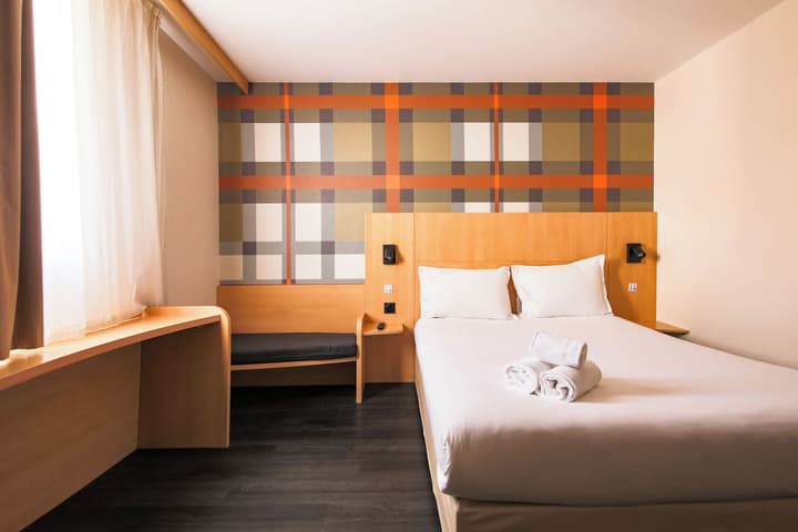 Easyhotel Nice
