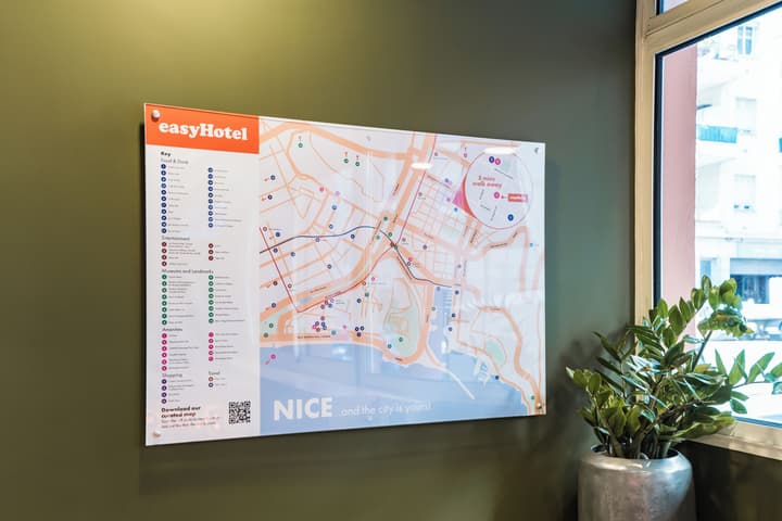 Easyhotel Nice