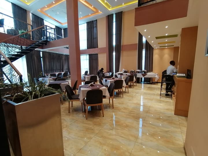 Vamos Addis Hotel
