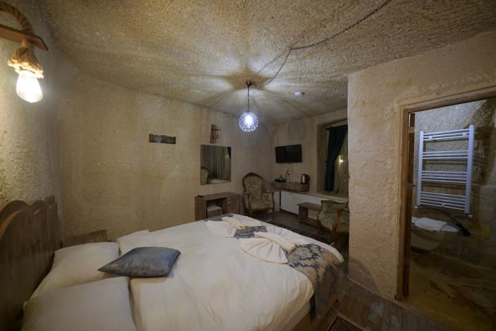 Adelya Cave Hotel