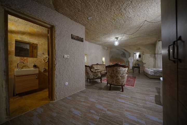 Adelya Cave Hotel