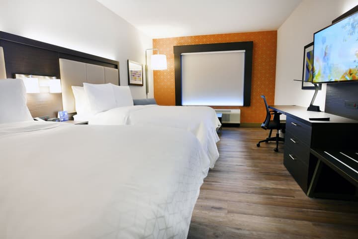 Holiday Inn Express & Suites Jersey City - Holland Tunnel by IHG