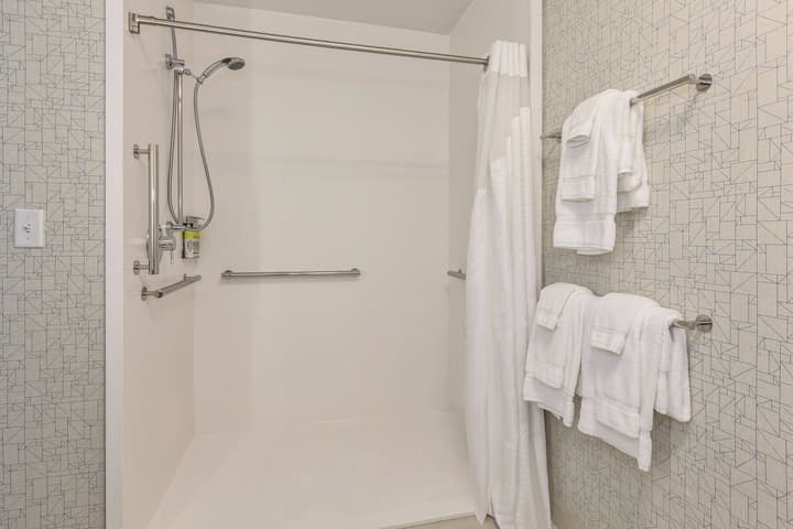Holiday Inn Express & Suites Jersey City - Holland Tunnel by IHG