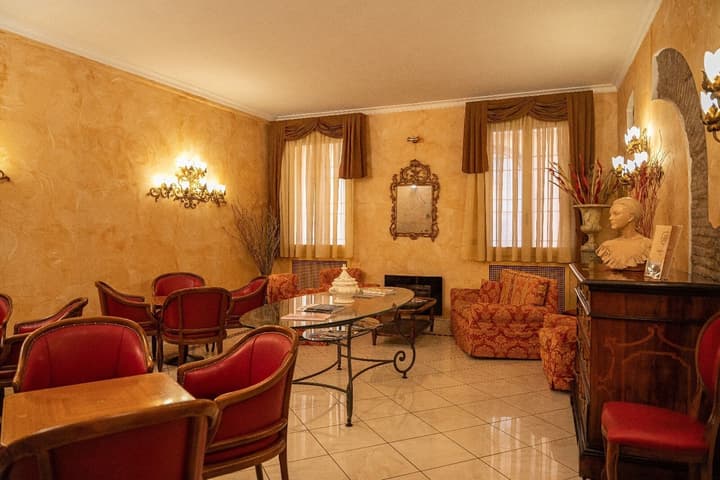 Hotel Roma
