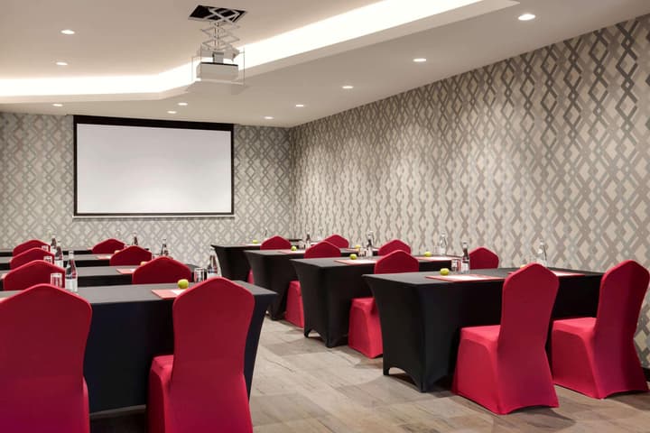 Ramada Encore by Wyndham Muscat Al-Ghubra