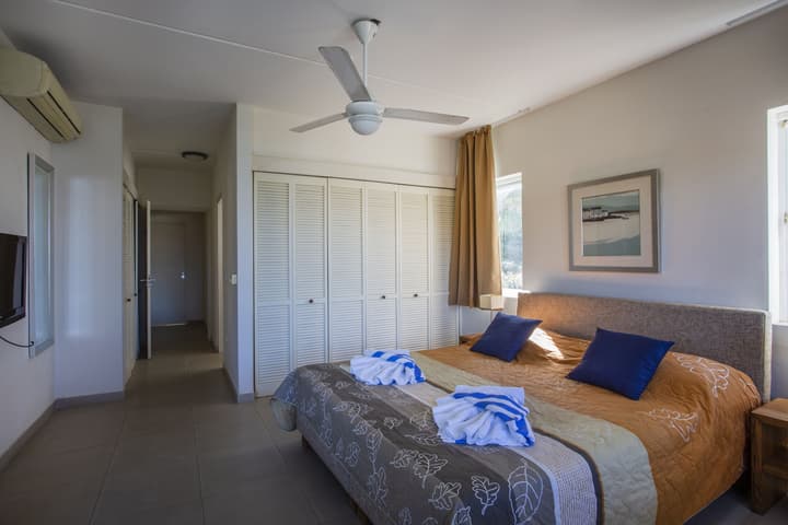 Blue Bay Beach Apartments