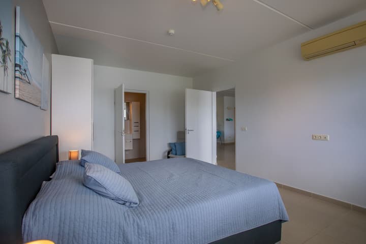 Blue Bay Beach Apartments