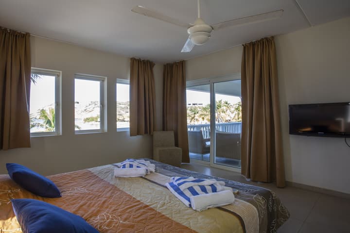 Blue Bay Beach Apartments