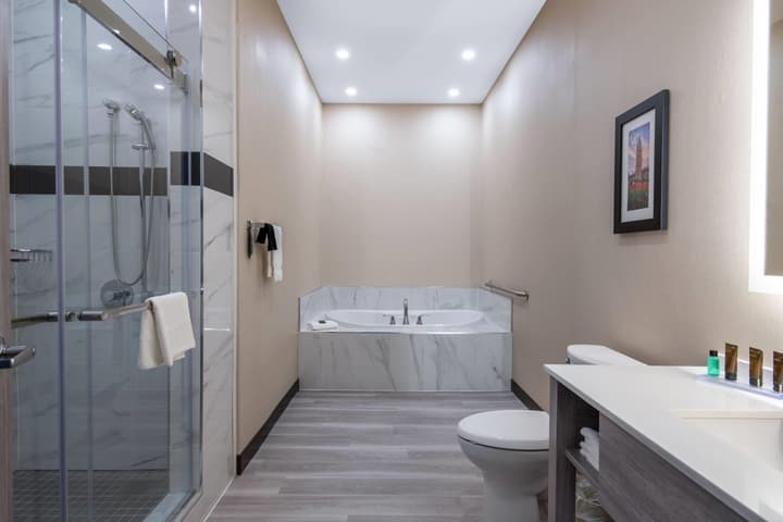 Wingate by Wyndham Kanata West Ottawa